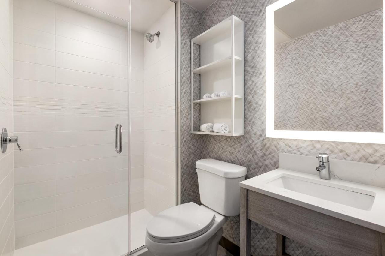 Holiday Inn Lic - Laguardia West, An Ihg Hotel New York Dış mekan fotoğraf